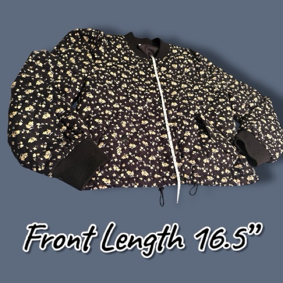 ✨HP✨EUC Vernacular Floral Back/Yellow Puff Sleeve Varsity Jacket. Small - Picture 4 of 13